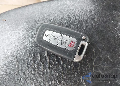 2012 Hyundai Elantra Limited из США, поврежденный, VIN 5NPDH4AE9CH098996